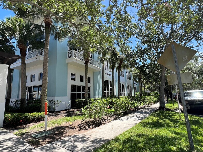 1200 University Blvd, Jupiter, FL à louer - Photo de l’immeuble – Image 3 sur 18