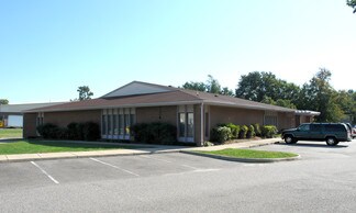 Plus de détails pour 704 City Center Blvd, Newport News, VA - Local d'activités à louer