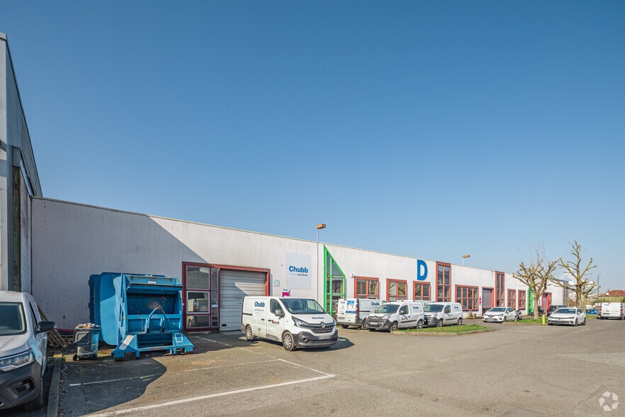 24 Rue Robert Witchitz, Ivry-sur-Seine à louer - Photo principale – Image 1 sur 5