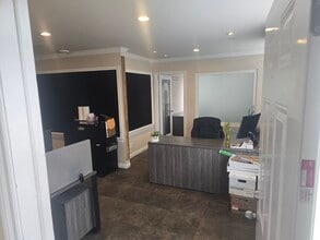 20381 62nd Ave, Langley Twp, BC à louer Photo de l’immeuble– Image 2 sur 22