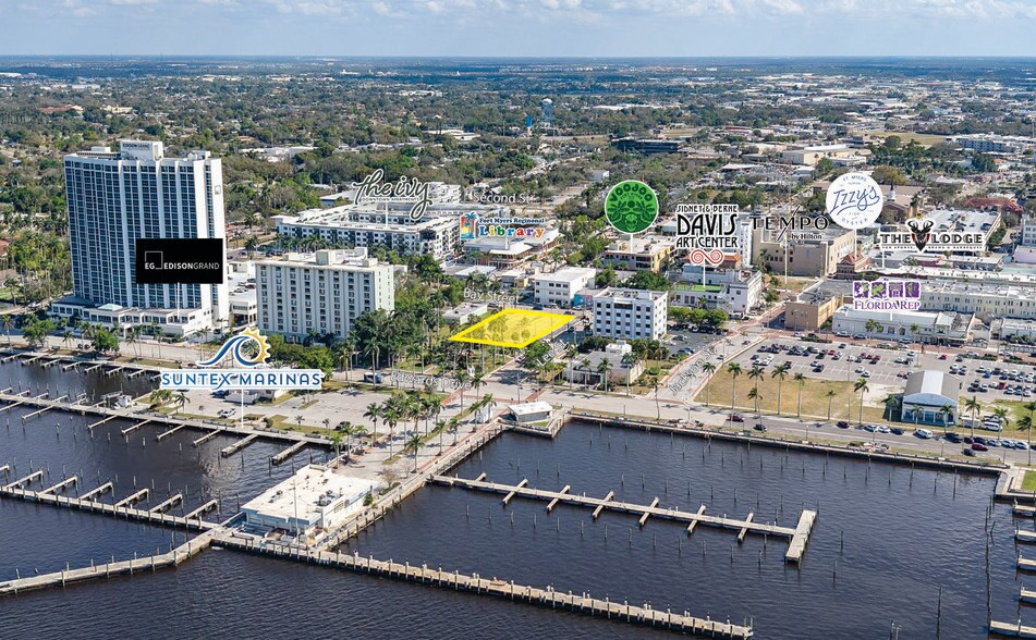 2401 Bay St, Fort Myers, FL à vendre - Aérien – Image 1 sur 13