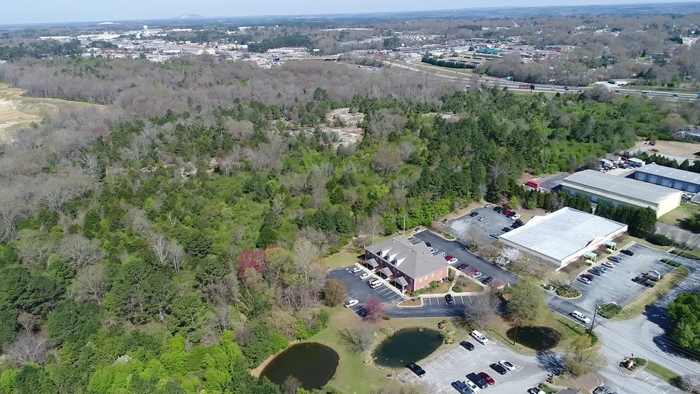 997 Commerce Dr SW, Conyers, GA à vendre - Vidéo sur l’annonce professionnelle – Image 2 sur 41