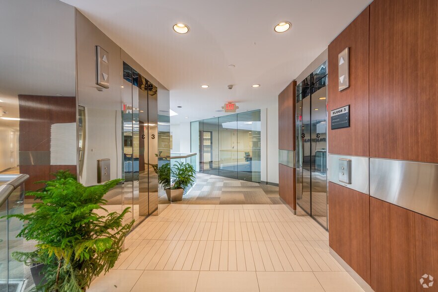 2400 District Ave, Burlington, MA à louer - Photo intérieure – Image 3 sur 7