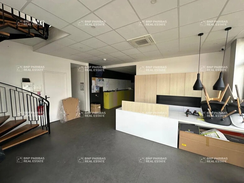 Bureau dans Parçay-Meslay à louer - Photo intérieure – Image 2 sur 16