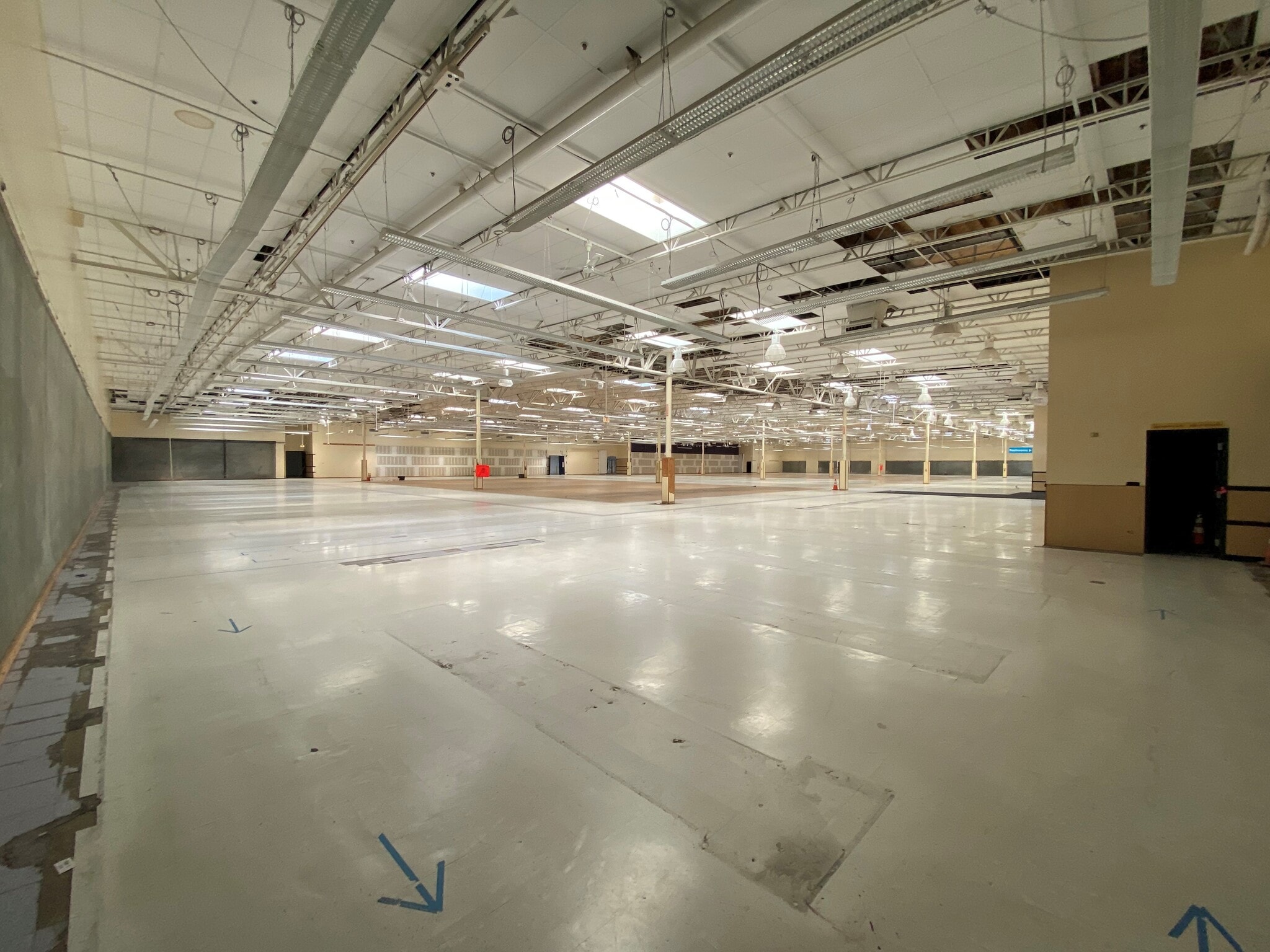 Hwy 60, Riverside, CA à louer Photo intérieure– Image 1 sur 15