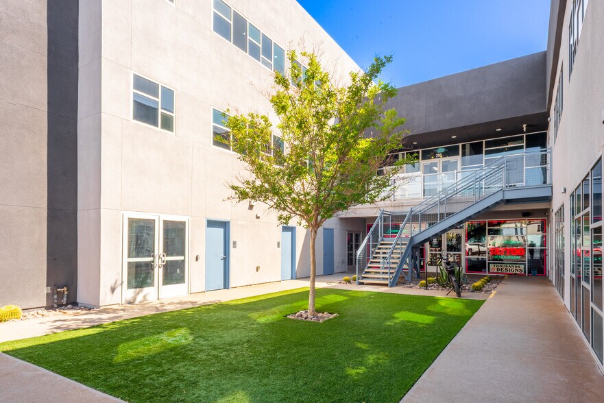 37 S Water St, Henderson, NV à vendre - Photo de l’immeuble – Image 3 sur 17