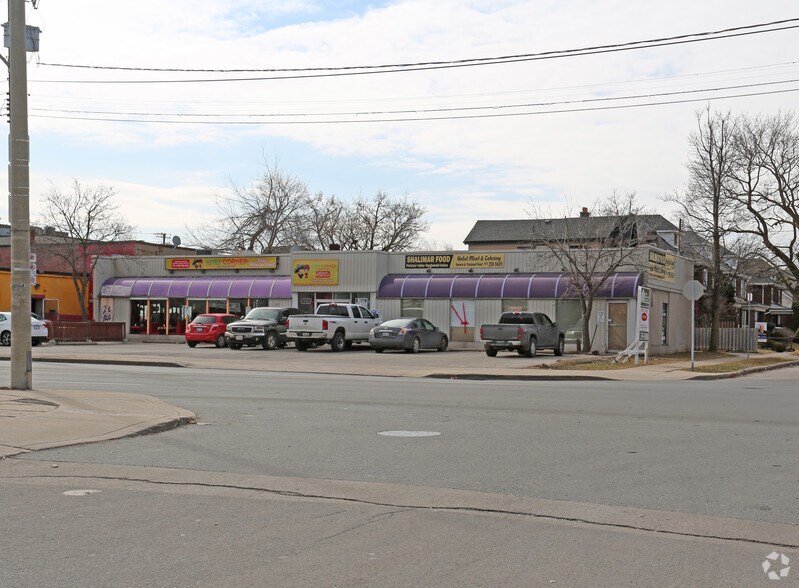 1384-1386 Main St E, Hamilton, ON à vendre - Photo de l’immeuble – Image 1 sur 4