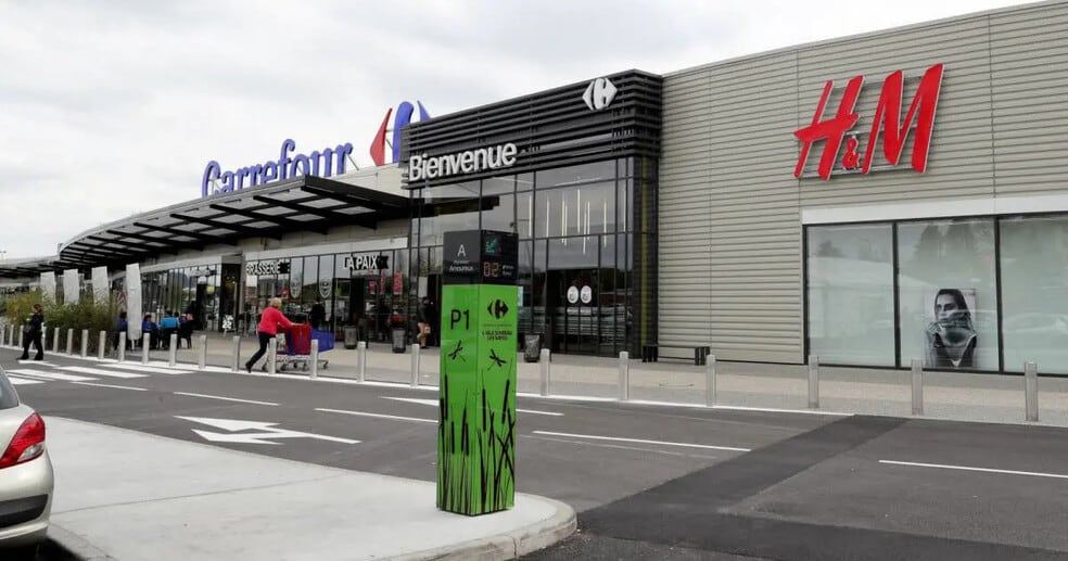 25 Rue Des Sayes, L'Isle-d'Abeau à louer - Photo de l’immeuble – Image 1 sur 1