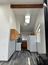 2125 S Broadway, Santa Maria, CA à louer Photo intérieure– Image 2 sur 3