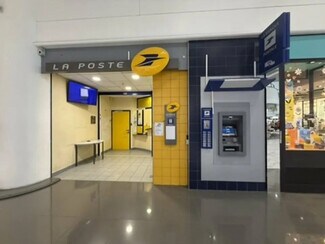 Plus de détails pour Local commercial à louer