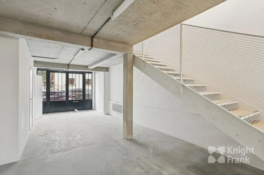 Bureau dans Montreuil à louer - Photo de l’immeuble – Image 2 sur 9