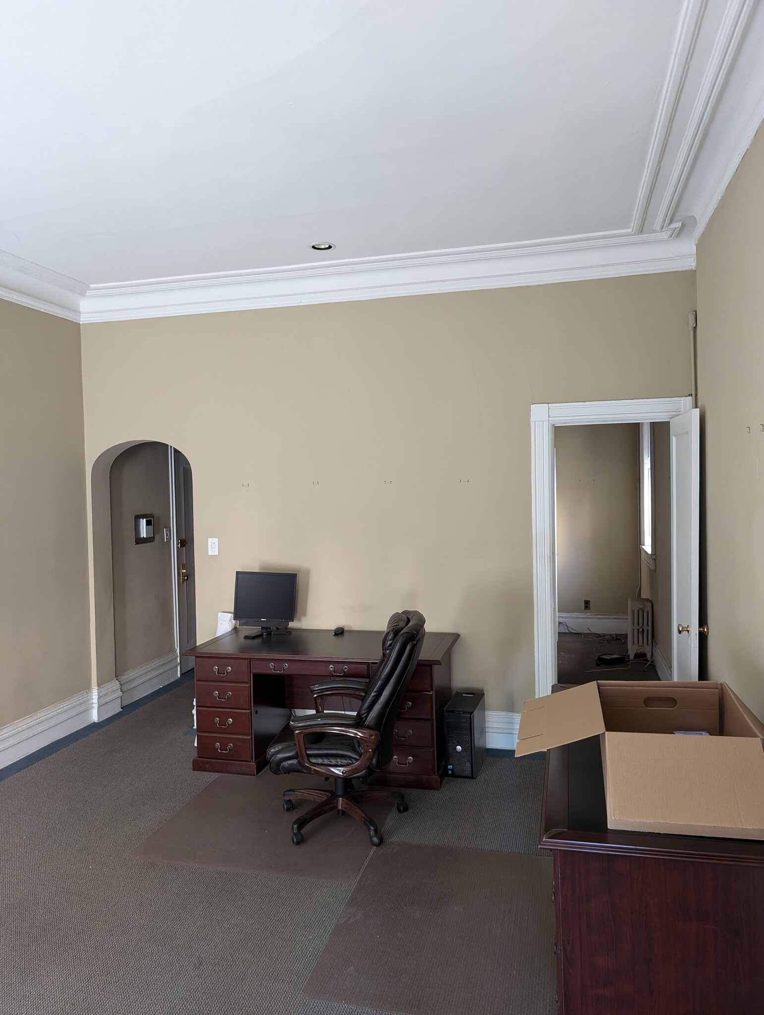 824 Madison Ave, New York, NY à vendre Photo intérieure– Image 1 sur 1