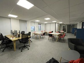 Bureau dans Montreuil à louer Photo intérieure– Image 2 sur 3