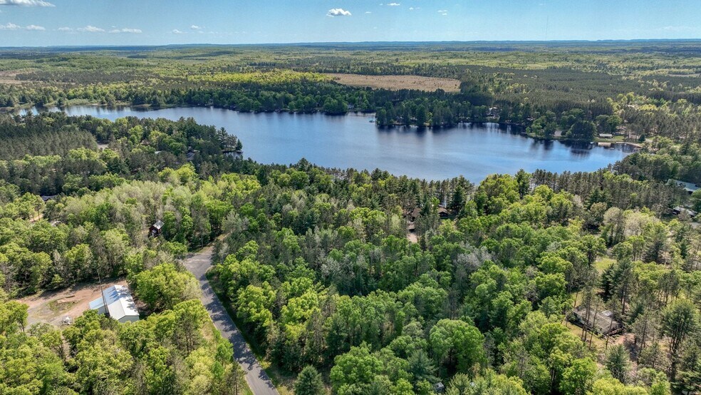 8667 Lakeside rd, Willard, WI à vendre - Photo de l’immeuble – Image 3 sur 11