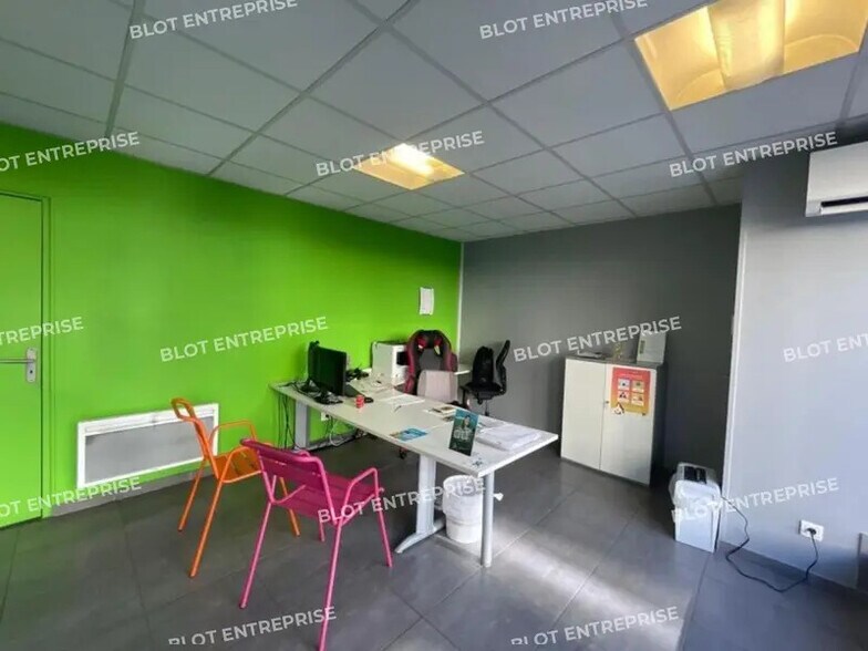Local commercial dans Saint-Brieuc à vendre - Photo intérieure – Image 2 sur 5