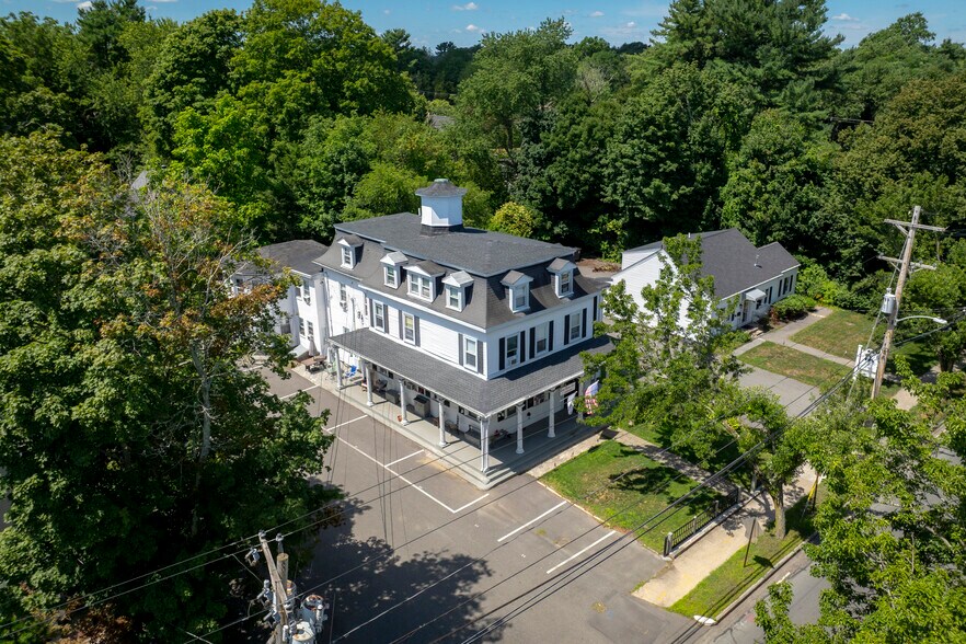 46 Main St, Bridgewater, MA à vendre - Photo de l’immeuble – Image 3 sur 13