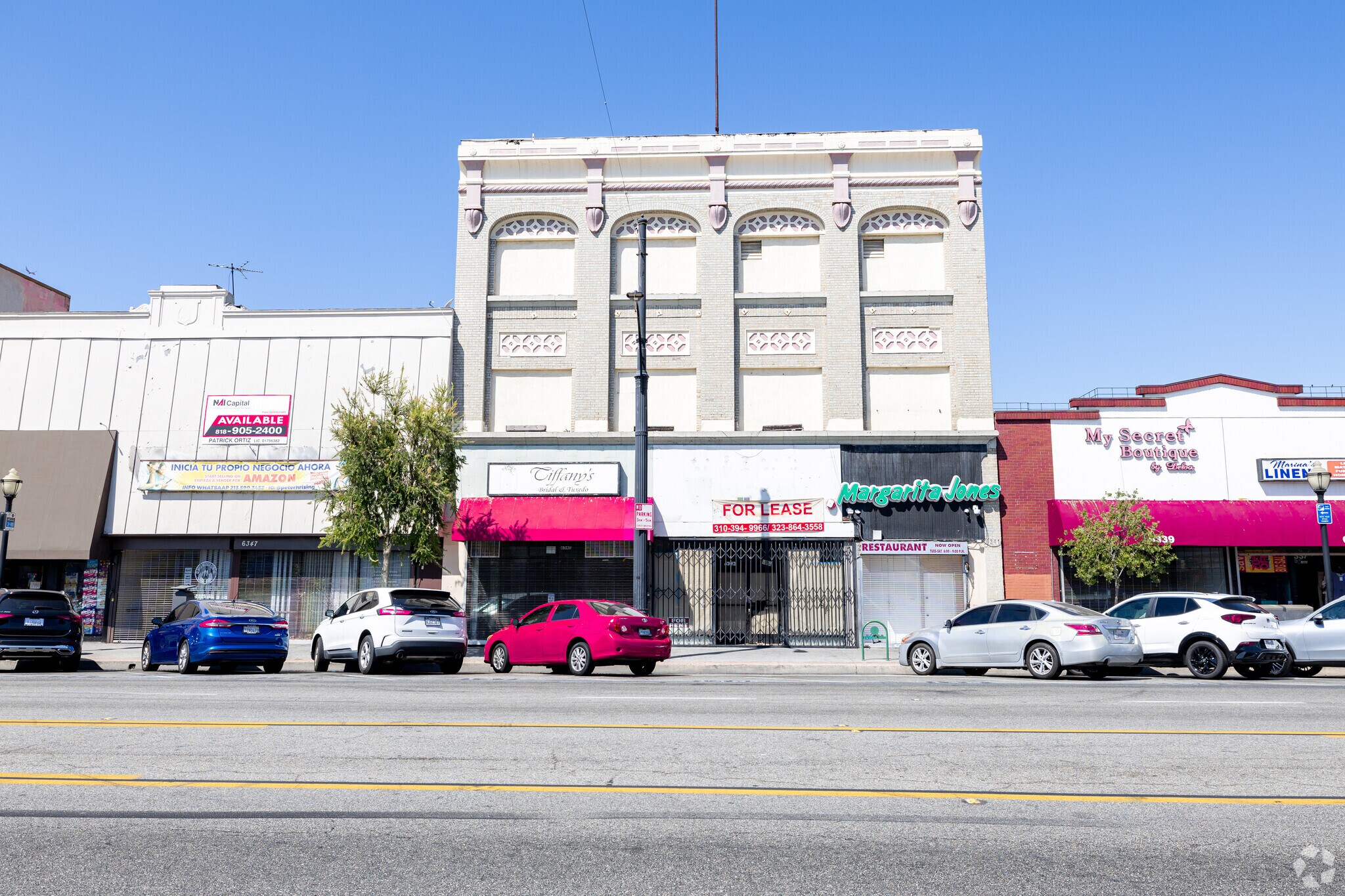 6341-6345 Pacific Blvd, Huntington Park, CA à louer Photo principale– Image 1 sur 8