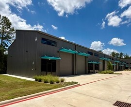 2007 Airport Rd, Conroe, TX à louer Photo de l’immeuble– Image 1 sur 6
