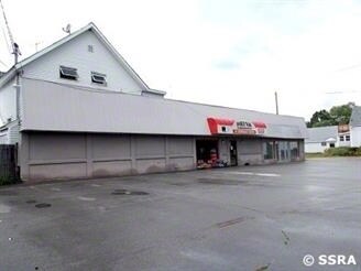 214-218 Central St, Hudson, NH à louer - Photo principale – Image 1 sur 5