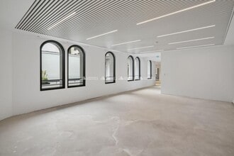 52 Rue De Monceau, Paris à louer Photo intérieure– Image 2 sur 7