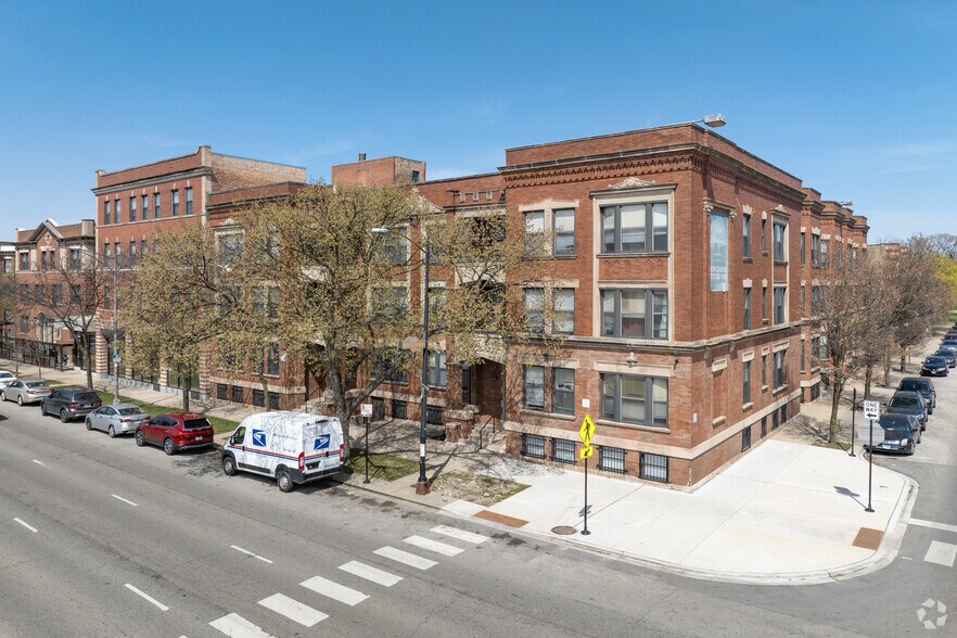 220 E Garfield Blvd, Chicago, IL à vendre - Photo de l’immeuble – Image 3 sur 5