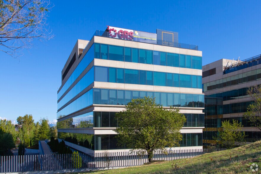 Avenida Barajas, 36, Alcobendas, Madrid à louer - Photo principale – Image 1 sur 6