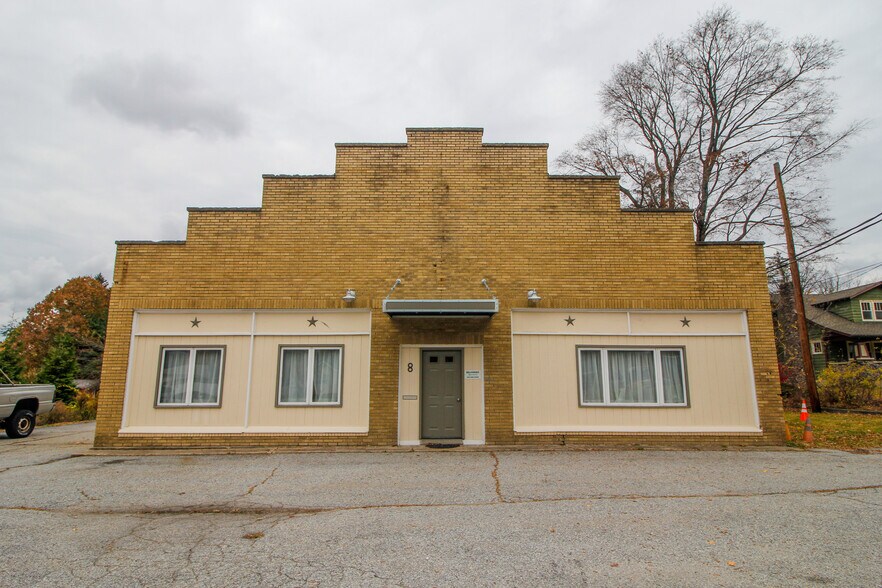 8 Main St, Ogdensburg, NJ à vendre - Photo de l’immeuble – Image 2 sur 6