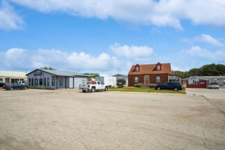 Plus de détails pour 1625 S Ankeny Blvd, Ankeny, IA - Local commercial à vendre