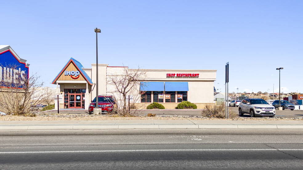 1580 Main St, Los Lunas, NM à vendre - Photo de l’immeuble – Image 3 sur 19