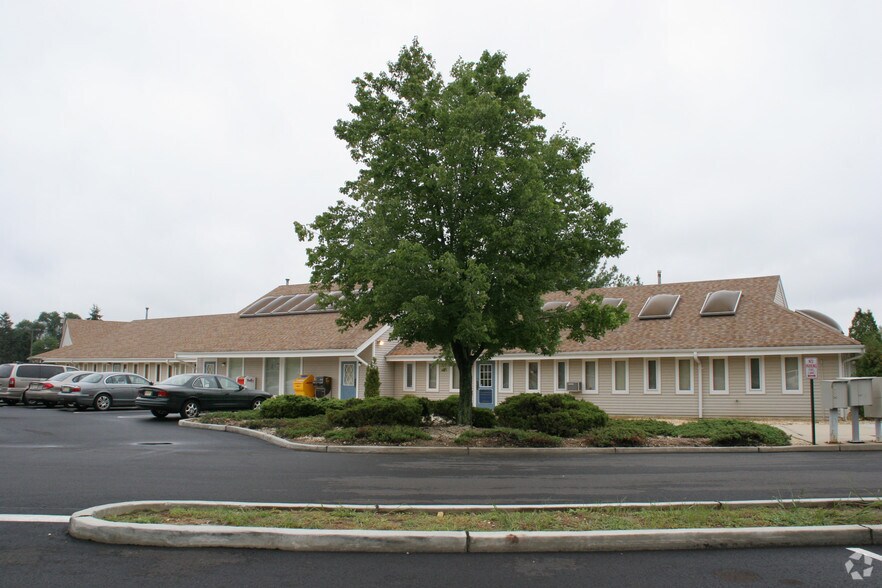 1985 Rt 34, Wall Township, NJ à louer - Photo de l’immeuble – Image 2 sur 6
