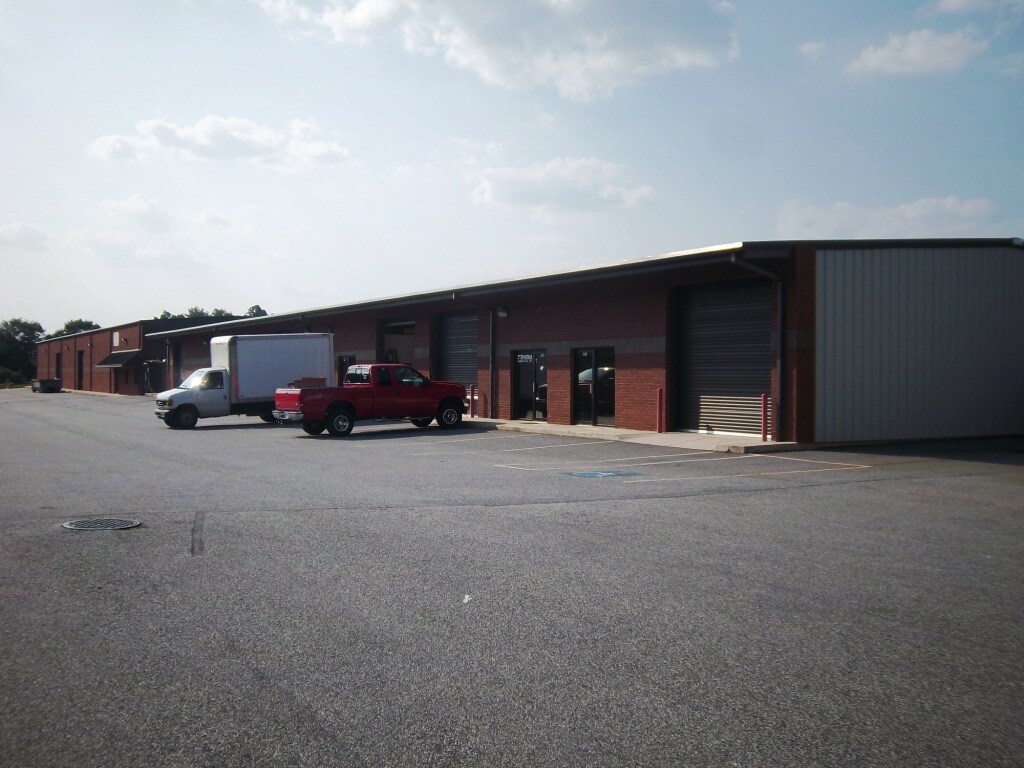 741 Harry McCarty Rd, Bethlehem, GA à louer Photo principale– Image 1 sur 22