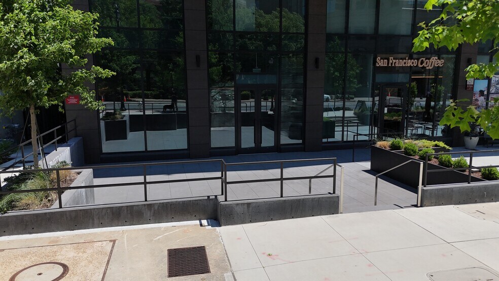1441 Peachtree St, Atlanta, GA à louer - Photo de l’immeuble – Image 2 sur 89