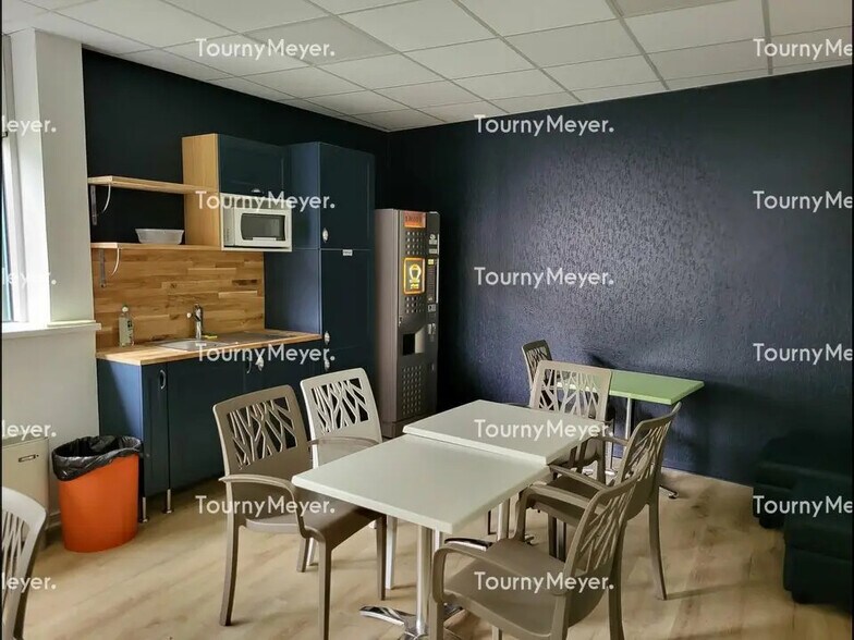 Bureau dans Pau à louer - Photo de l’immeuble – Image 3 sur 12