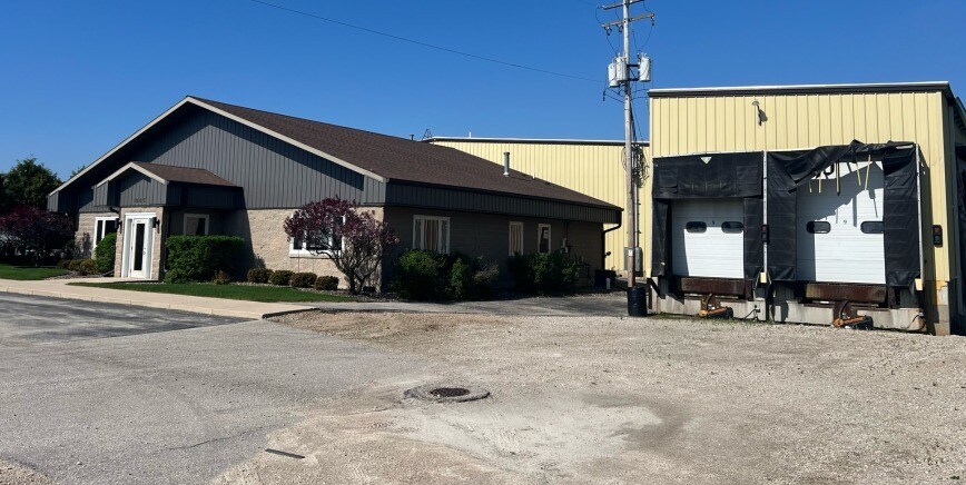 2316 W Everett St, Appleton, WI à louer - Photo de l’immeuble – Image 2 sur 13