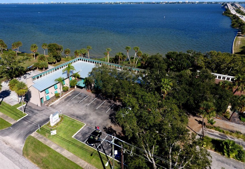 1819 Riverview Dr, Melbourne, FL à louer - Aérien – Image 3 sur 7