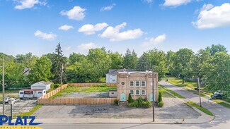 Plus de détails pour 1717 Youngstown Rd SE, Warren, OH - Spécialisé à vendre