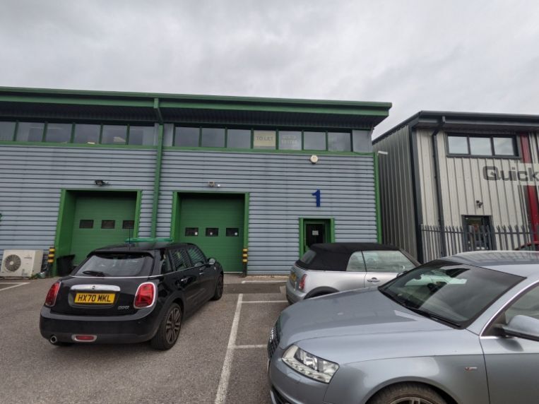 Combe Ln, Wormley à louer Photo de l’immeuble– Image 1 sur 3