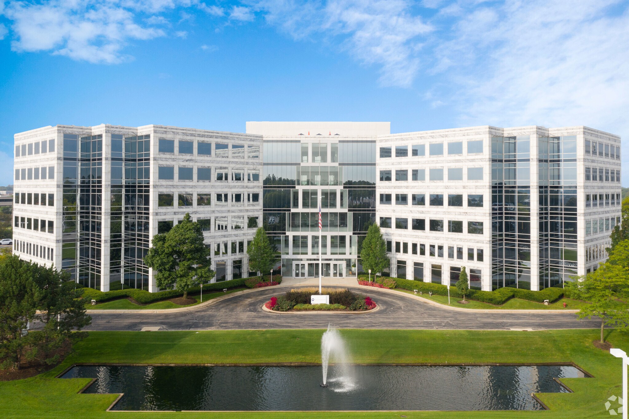 500 Lake Cook Rd, Deerfield, IL à louer Photo principale– Image 1 sur 19