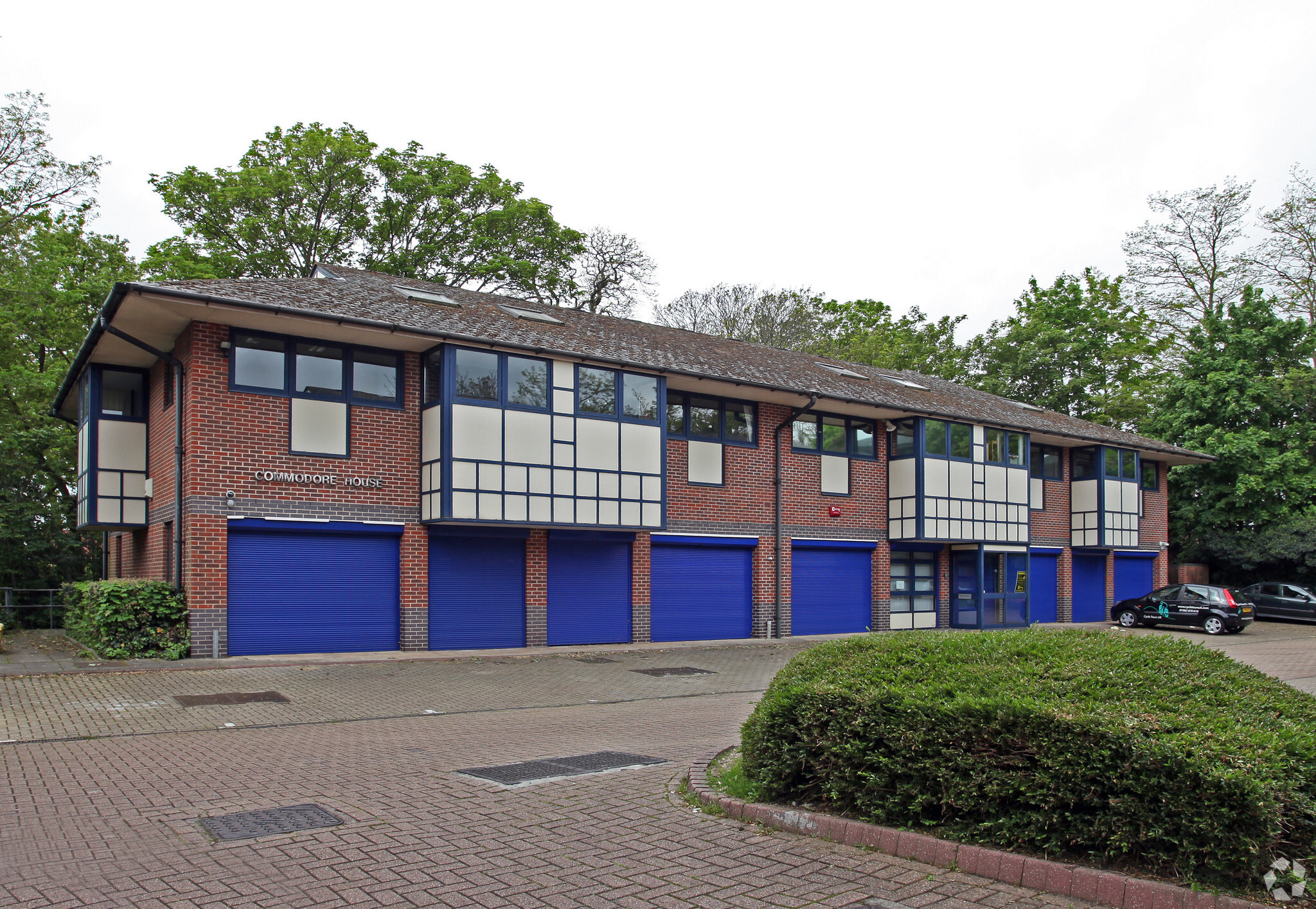 Millbrook Rd E, Southampton à louer Photo principale– Image 1 sur 4