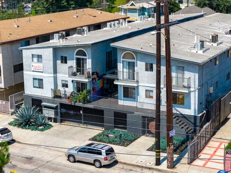 117 S Avenue 64, Los Angeles, CA à vendre - Photo de l’immeuble – Image 3 sur 18