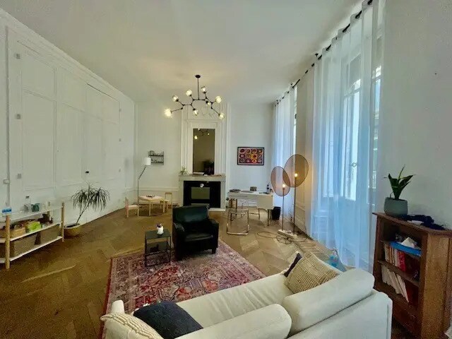 18 Rue Victoire Americaine, Bordeaux à louer - Photo de l’immeuble – Image 2 sur 5