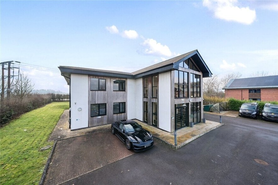 Eco Park Rd, Ludlow à vendre - Photo de l’immeuble – Image 2 sur 13
