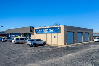 Plus de détails pour 13810 E 40 Hwy, Independence, MO - Local commercial à vendre