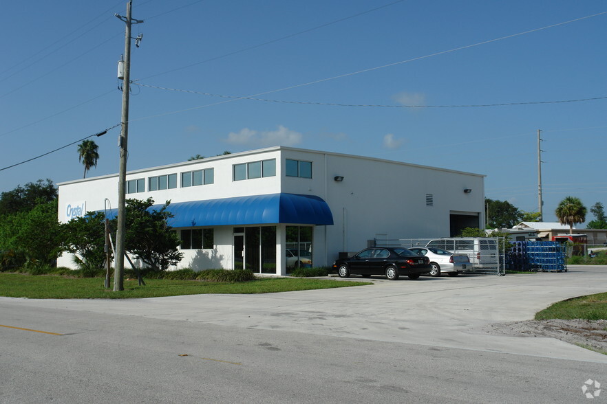 4205 N Old Dixie Hwy, Fort Pierce, FL à vendre - Photo de l’immeuble – Image 2 sur 2