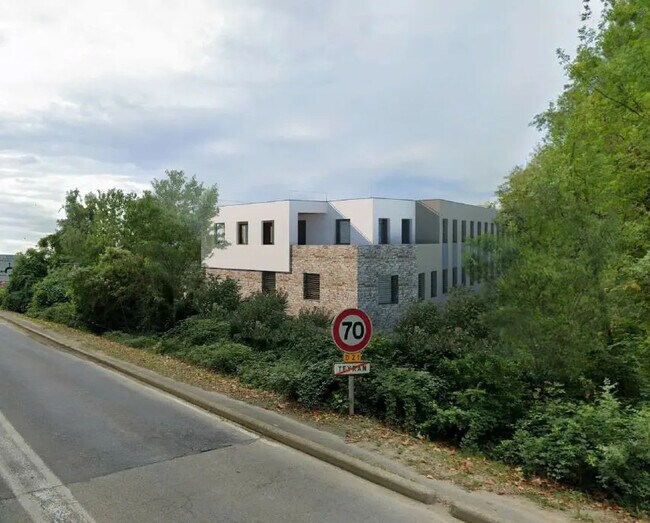 Plus de détails pour Local commercial à vendre