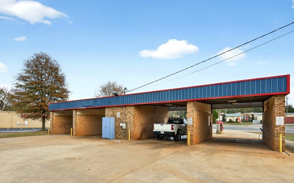 103 Trammell Rd, Valley, AL à vendre - Photo de l’immeuble – Image 3 sur 6