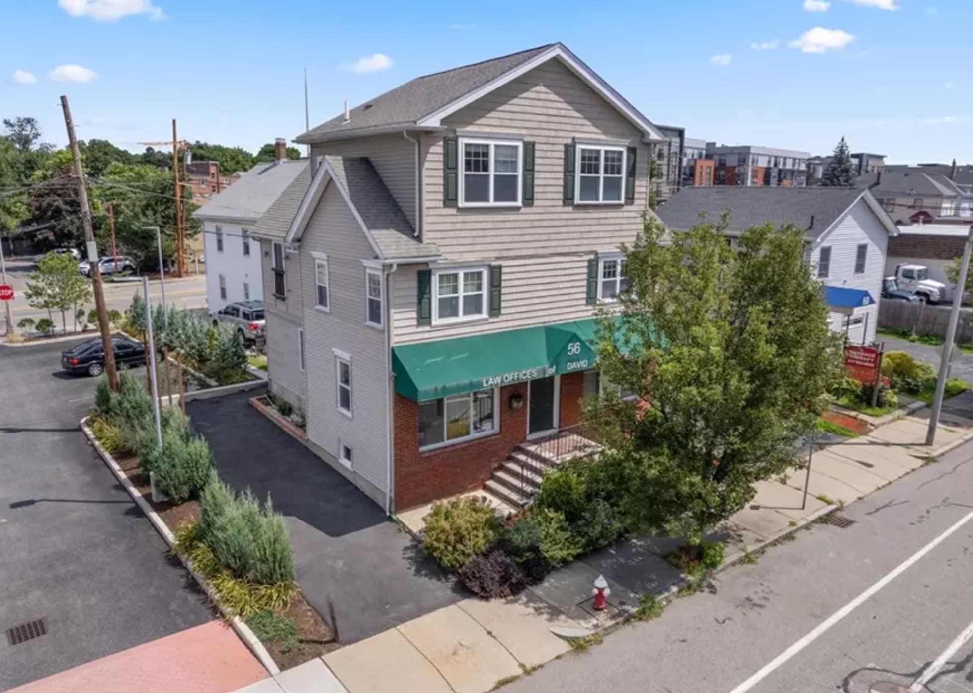56 North Beacon St, Watertown, MA à louer Photo de l’immeuble– Image 1 sur 13