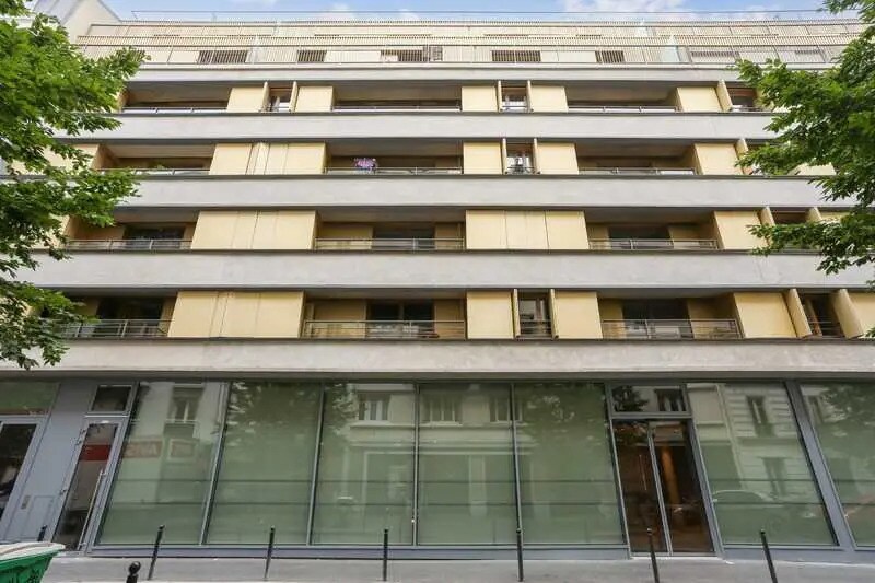 Immeuble residentiel dans Paris à vendre - Photo de l’immeuble – Image 2 sur 14