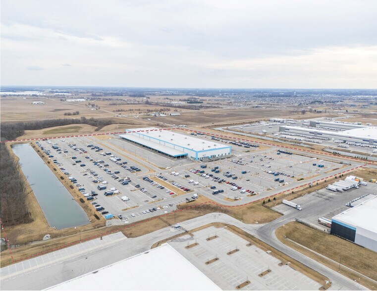 1621 Collins Rd, Greenwood, IN à vendre - Aérien – Image 1 sur 2