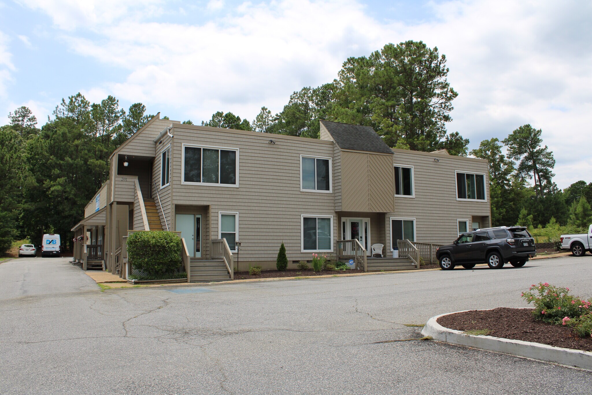 13541 E Boundary Rd, Midlothian, VA à louer Photo de l’immeuble– Image 1 sur 13